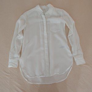 Aritzia Babaton Botton Down Shirt